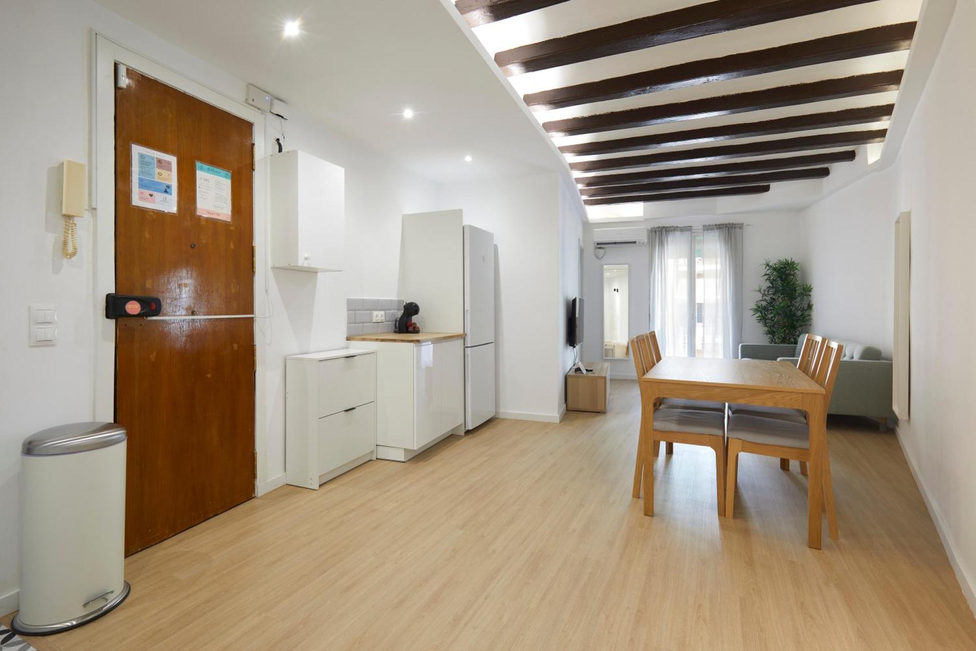 17 Nice Apartment Next To El Molino برشلونة المظهر الخارجي الصورة